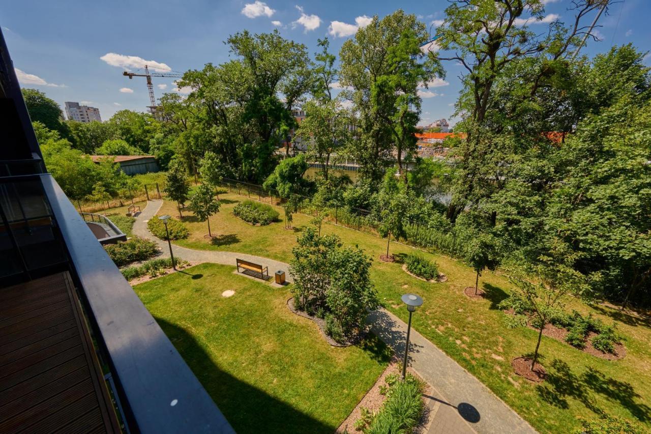 Spacious Dmowskiego By The River With Parking & Balcony By Renters