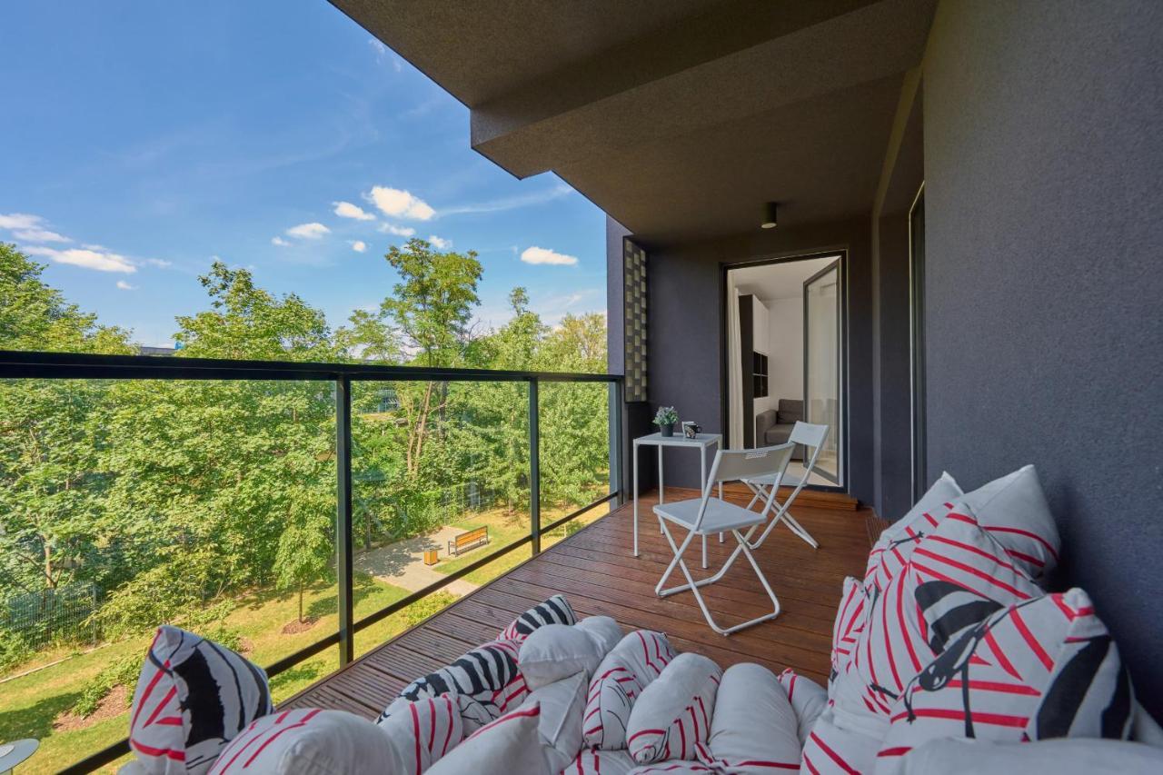 Spacious Dmowskiego By The River With Parking & Balcony By Renters *