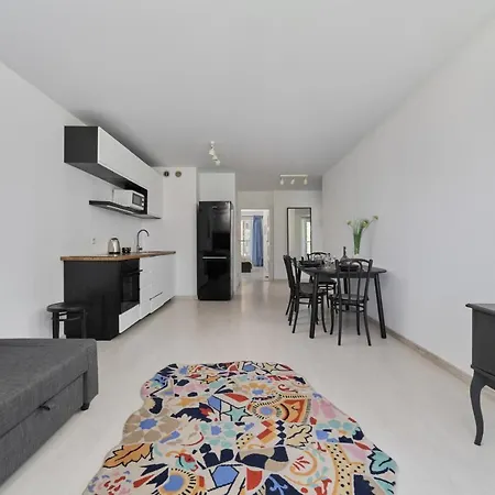 Spacious Apartment Dmowskiego By The River With Parking & Balcony By Noclegi Renters Wroclaw Exterior photo