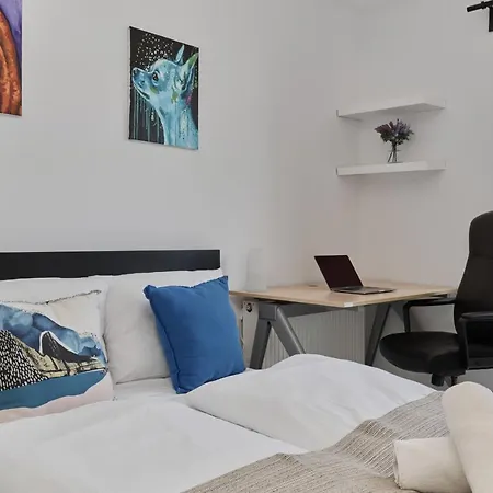 Spacious Apartment Dmowskiego By The River With Parking & Balcony By Noclegi Renters Wroclaw Exterior photo
